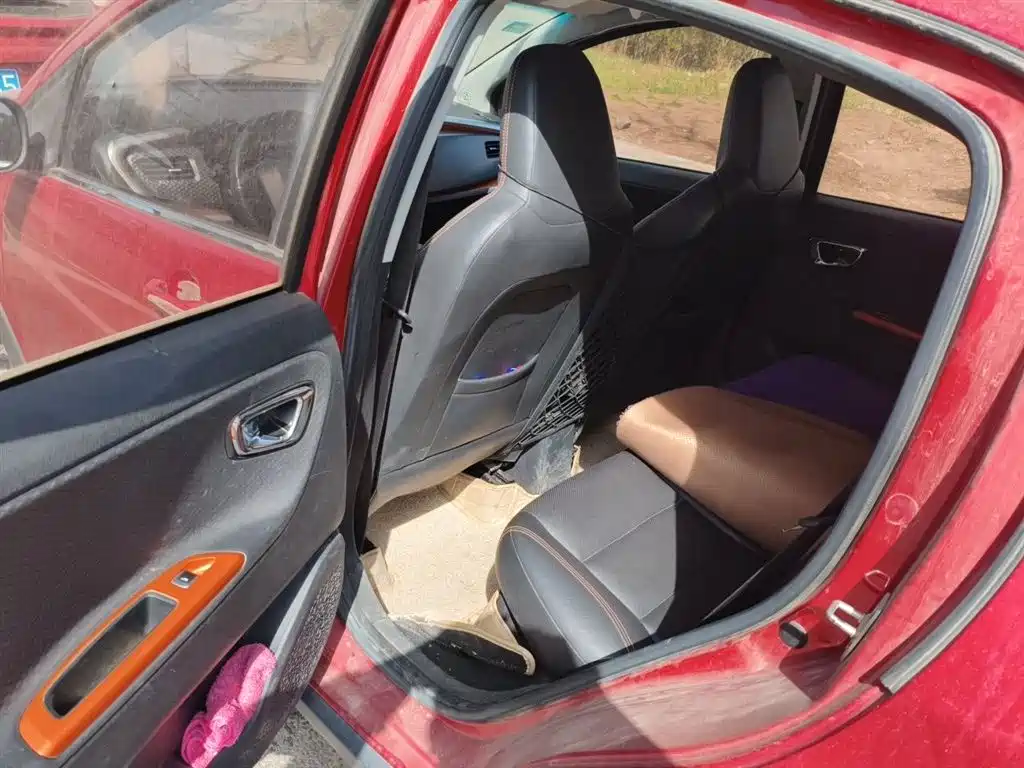 Geely Yuanjing X1 2019 2017 1.3L Auto Player Edition