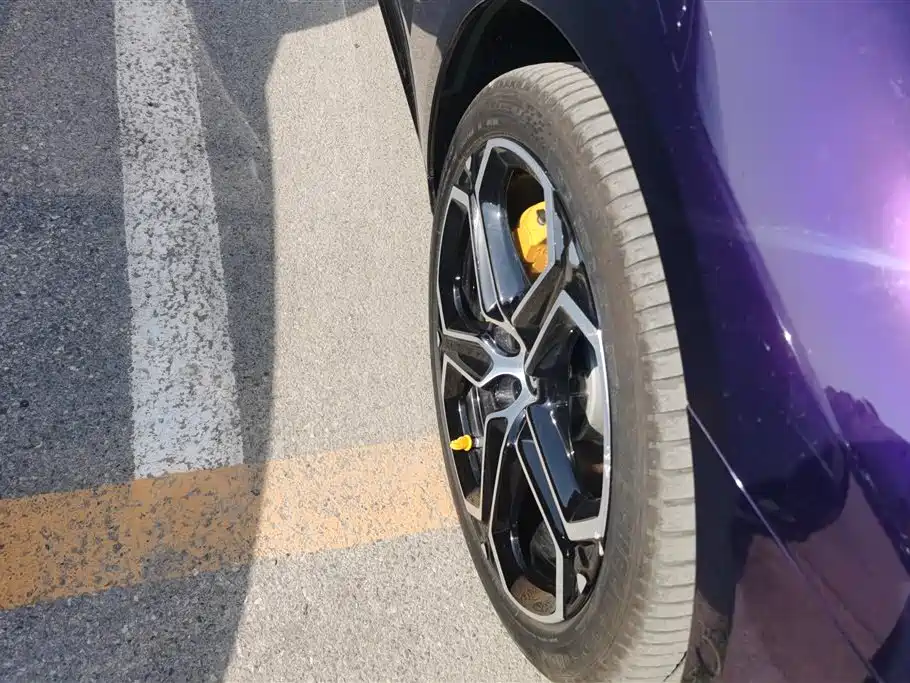 Xiaomi Auto Xiaomi SU7 2024 RWD Long Range Intelligent Driving Edition фото 6