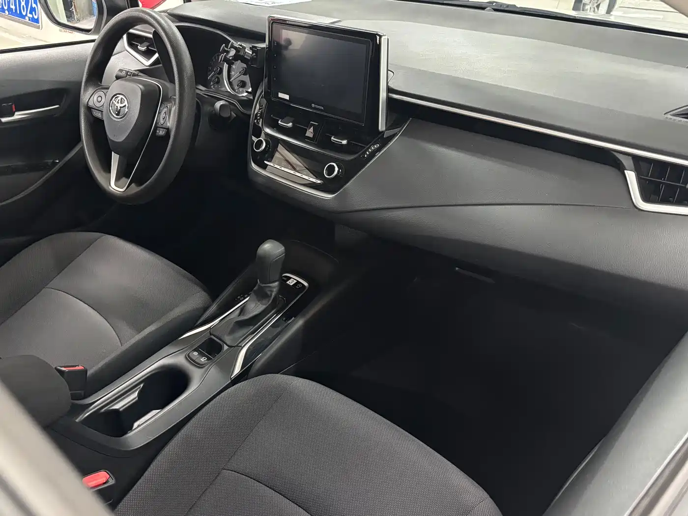 Toyota Corolla 2018 1.2T S-CVT GL Smart Edition фото 11