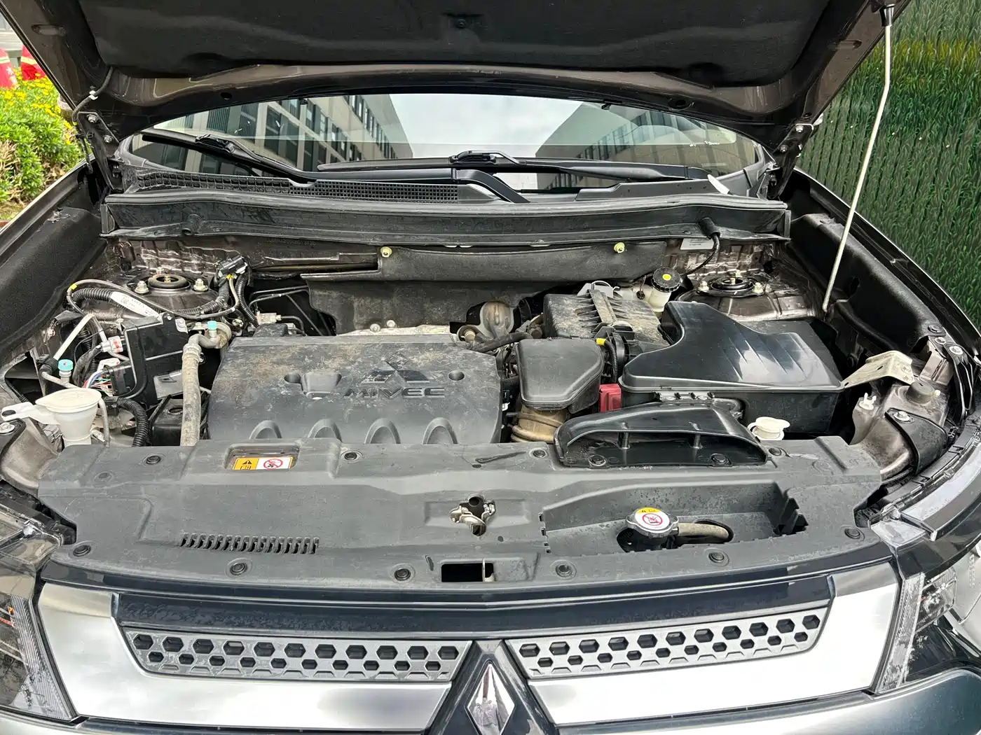 Mitsubishi Outlander 2019 2.0L 2WD Enjoy 7-Seater China VI фото 17