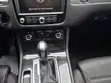 Фото 12 - Volkswagen Touareg
