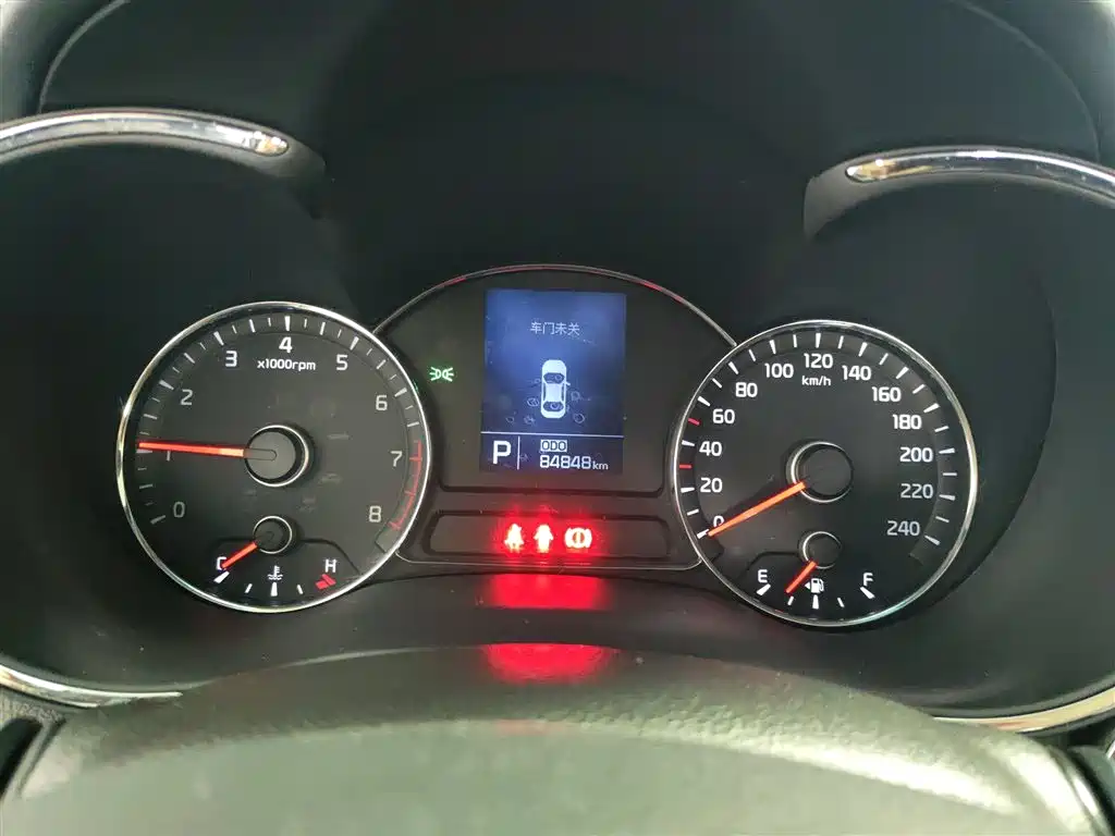 Kia K3 2015 1.6L Automatic GLS фото 5