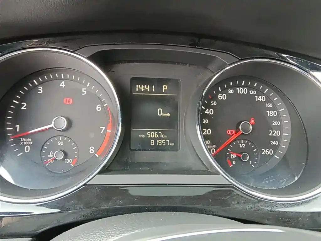 Volkswagen Sagitar 2017 230TSI Automatic Comfort фото 12