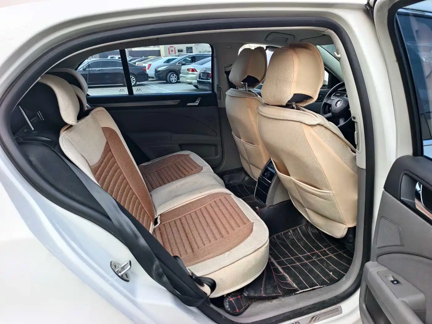 Škoda Superb 2013 1.4TSI DSG Gentleman Edition фото 14