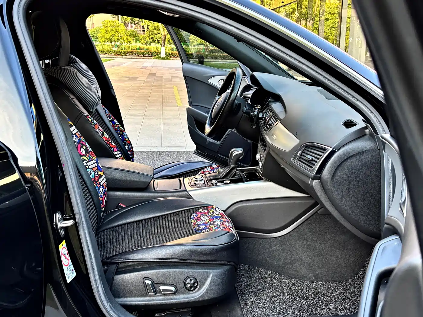 Audi A6L 2018 30th Anniversary 45 TFSI quattro Sport фото 10