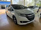 Фото 2 - Honda Odyssey