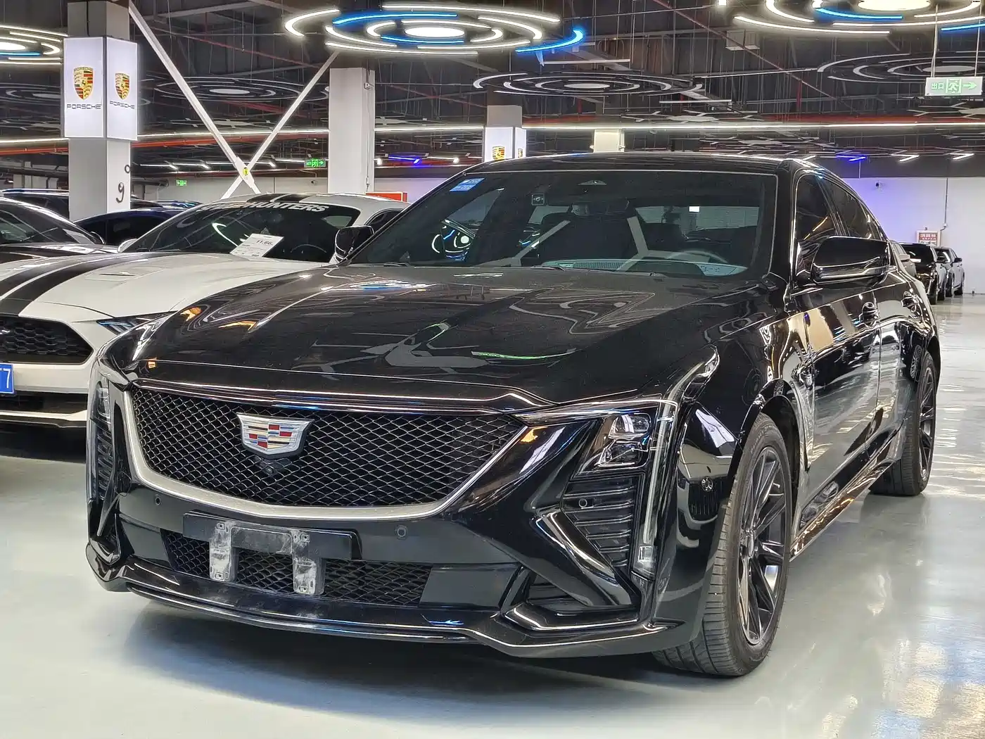 Cadillac CT5 2024 28T Luxury Model