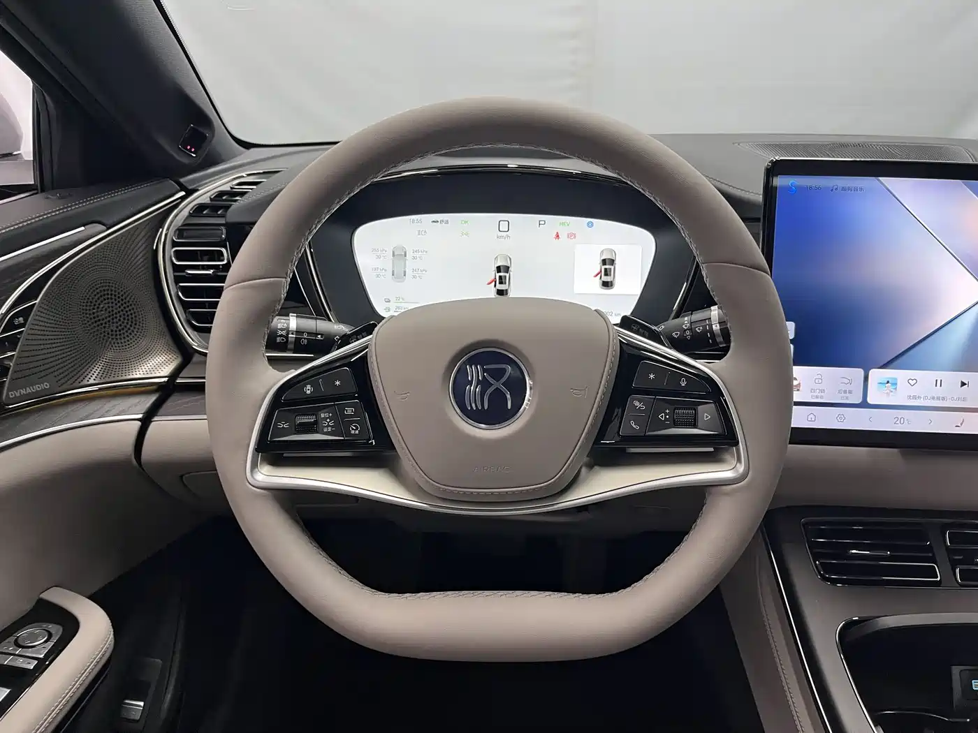BYD Han 2025 DM-i Smart Driving Edition 125KM LiDAR Flagship фото 10