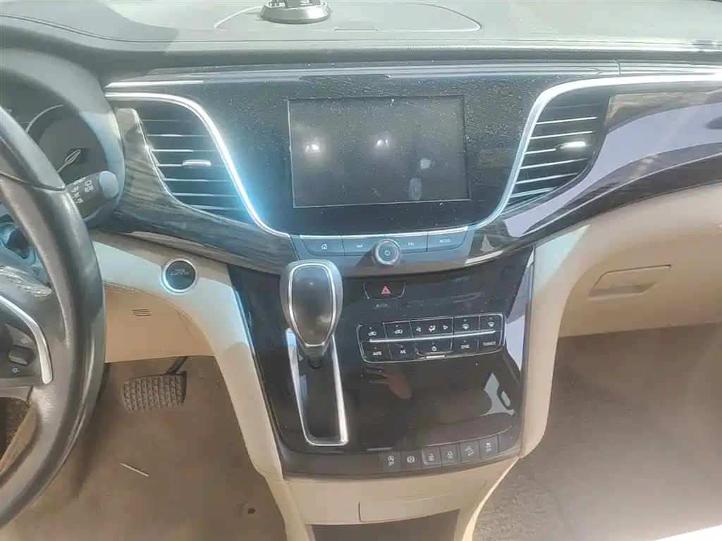 Buick GL8 2018 ES 28T Luxury Type China VI фото 13