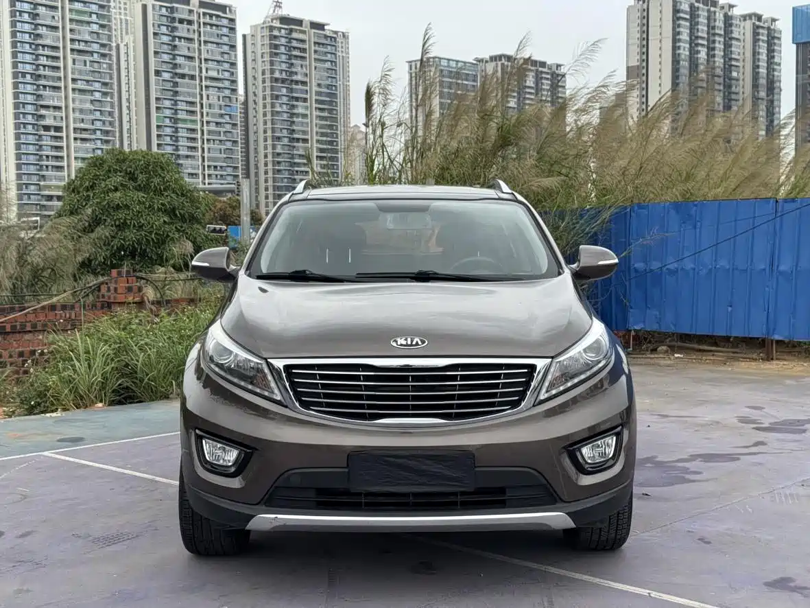 Kia Sportage 2016 2.0L Automatic 2WD GLS фото 2