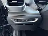Фото 18 - Geely Coolray