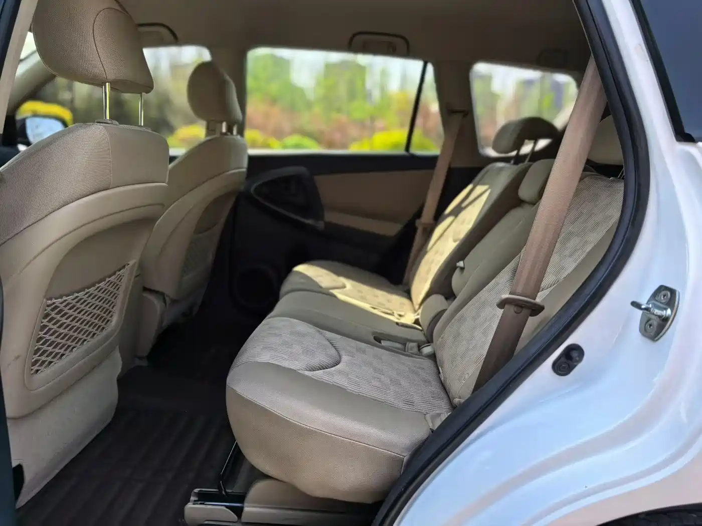 Toyota RAV4 Rongfang 2013 Special Edition 2.0L Auto Classic фото 8