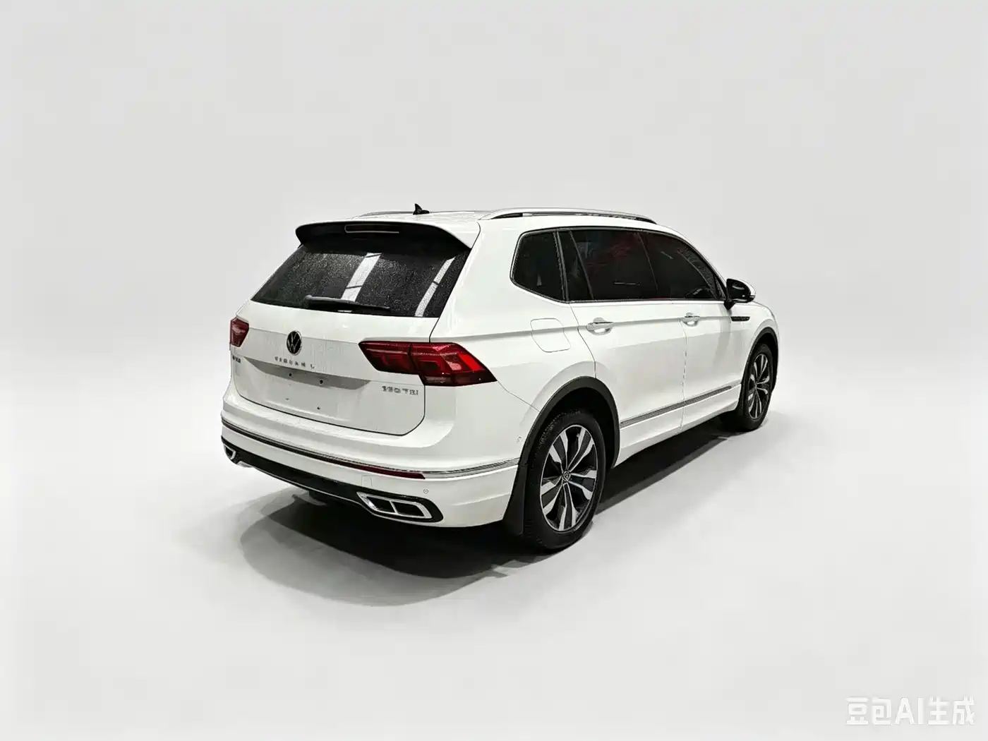 Volkswagen Tiguan L 2022 330TSI Auto 2WD R-Line Premium Edition фото 4