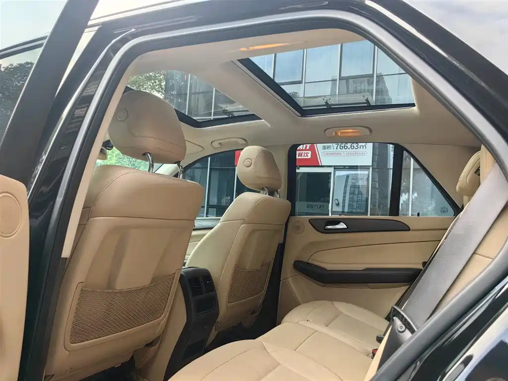 Mercedes-Benz GLE 2015 GLE 400 4MATIC фото 14