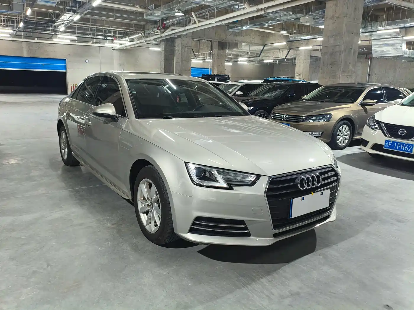 Audi A4L 2017 40 TFSI Progressive фото 3