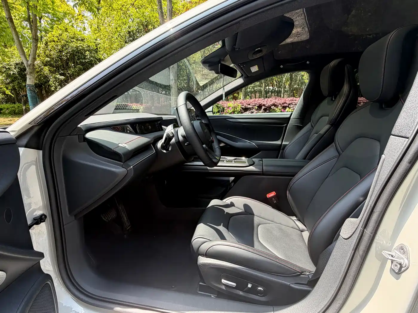 Xiaomi Auto Xiaomi SU7 2024 RWD Long Range Intelligent Driving Edition фото 9