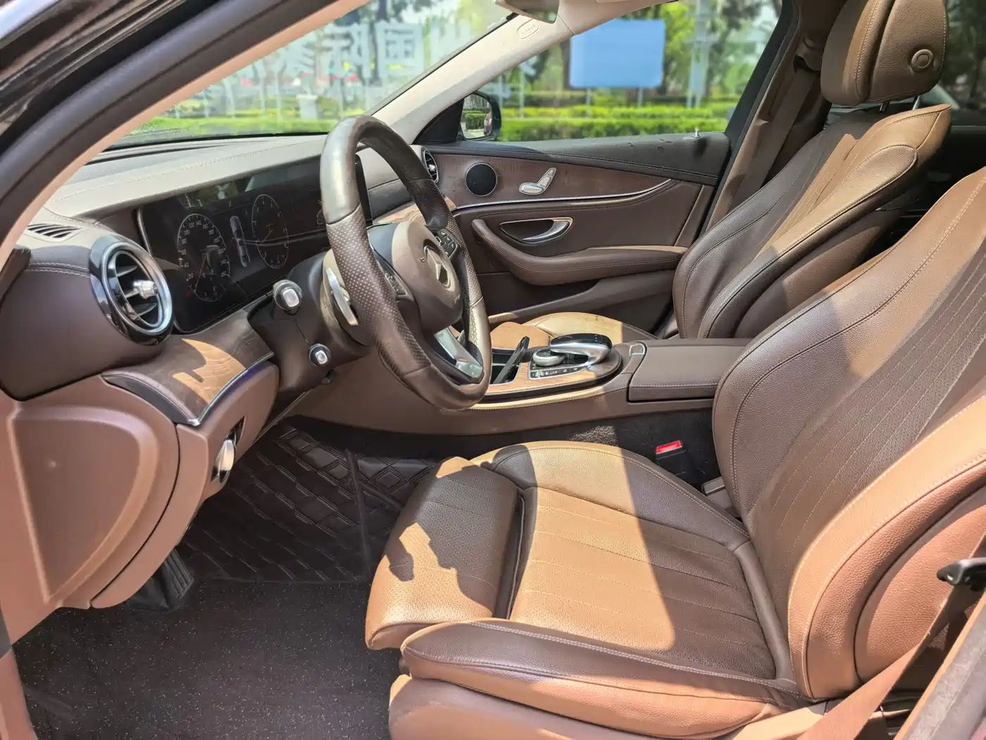 Mercedes-Benz E-Class 2018 Facelift E 200 L фото 9