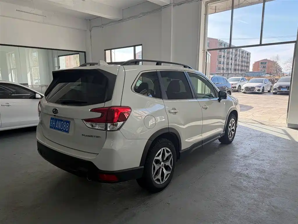 SUBARU FORESTER