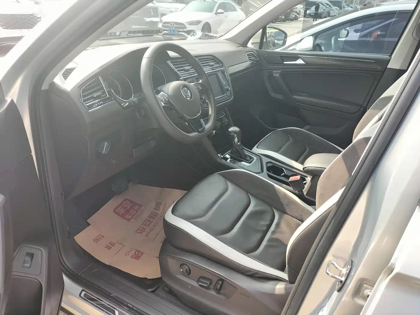 Volkswagen Tiguan L 2018 380TSI Automatic AWD Luxury Edition фото 6