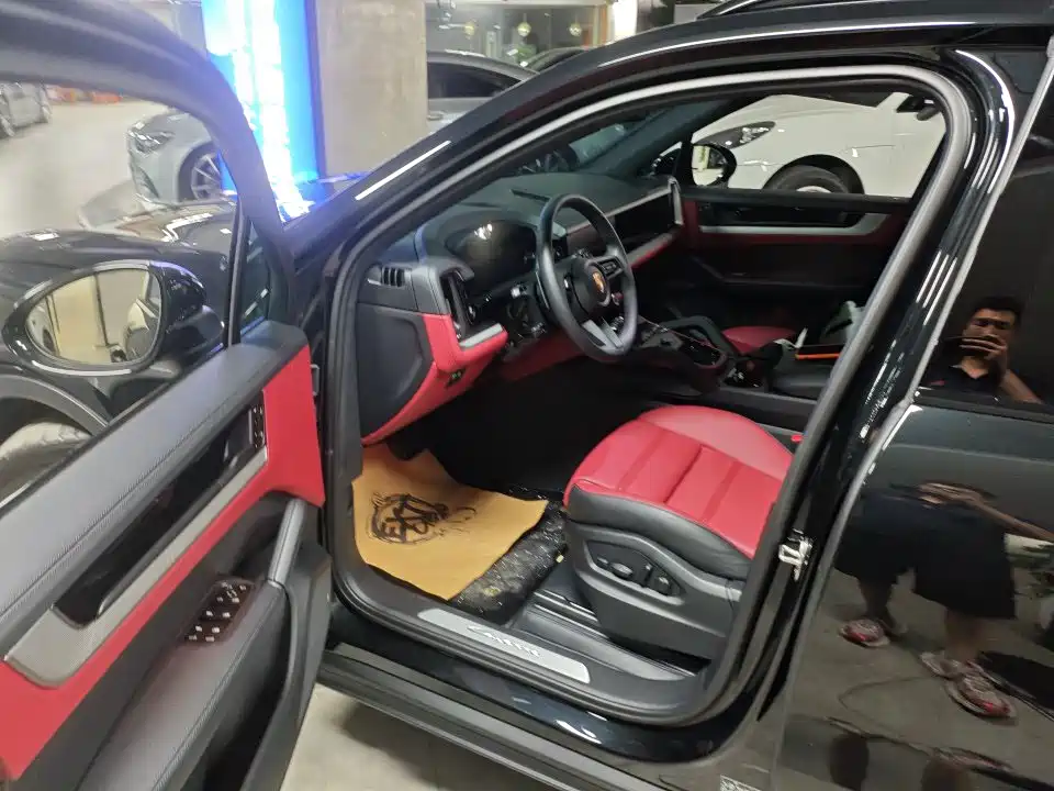 Porsche Cayenne 2025 Cayenne 3.0T Dream Chaser Edition фото 9