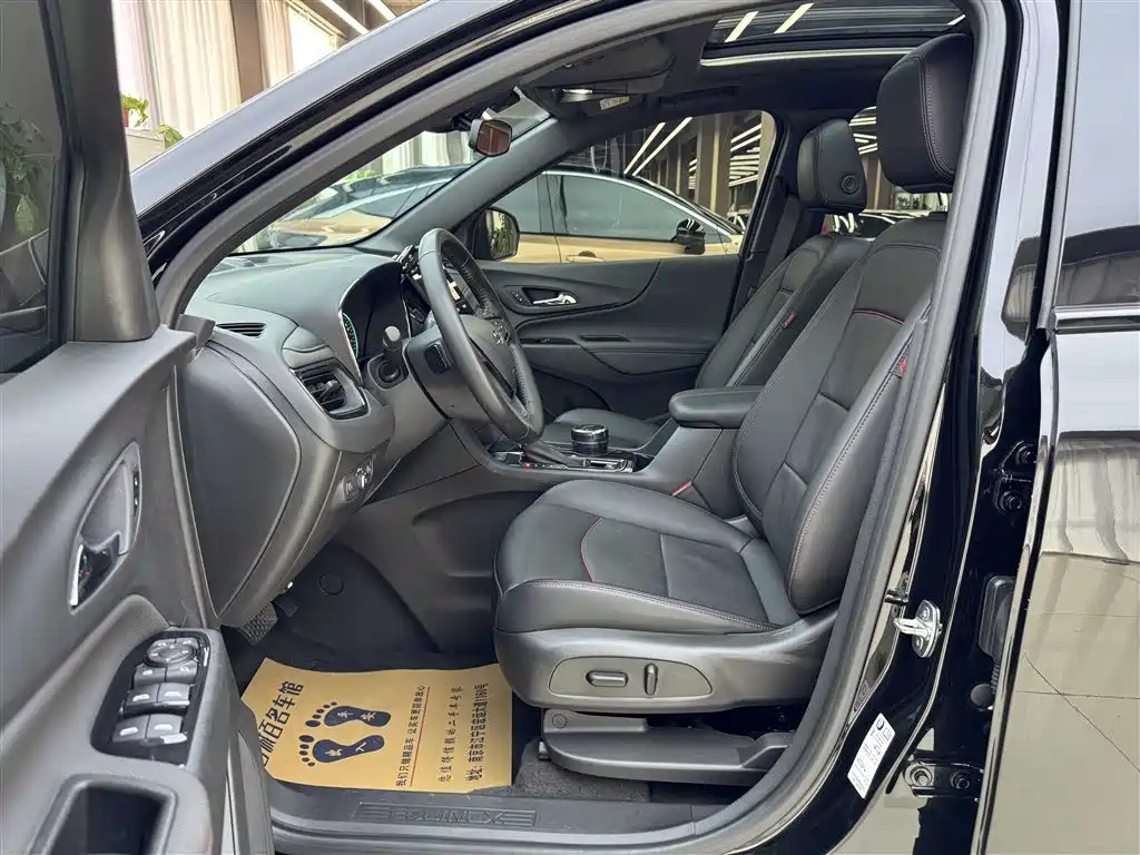 Chevrolet Equinox 2022 Mild Hybrid 550T RS 4WD Intelligent Expansion Edition фото 10