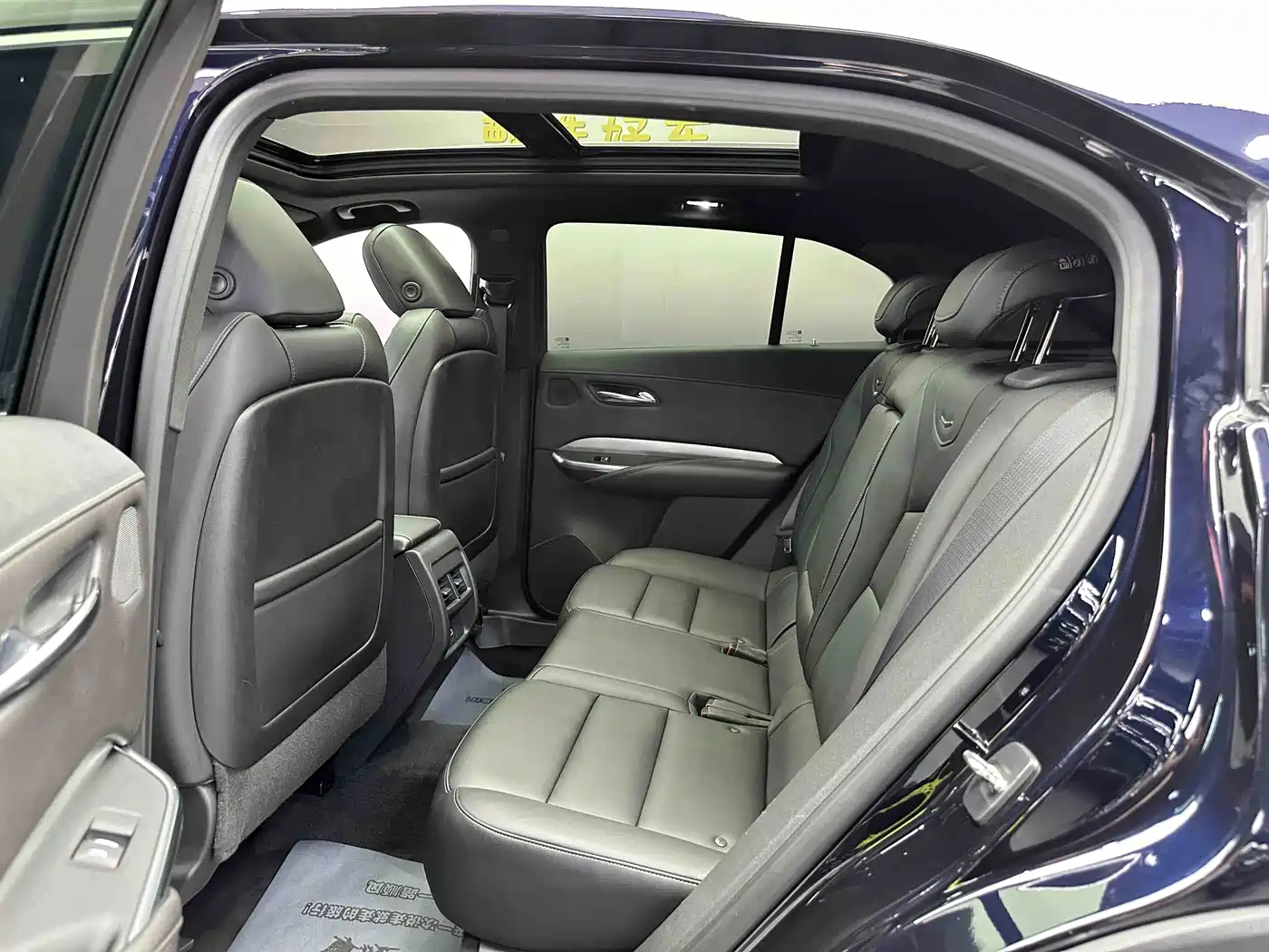 Cadillac XT4 2021 28T FWD Premium Edition фото 12