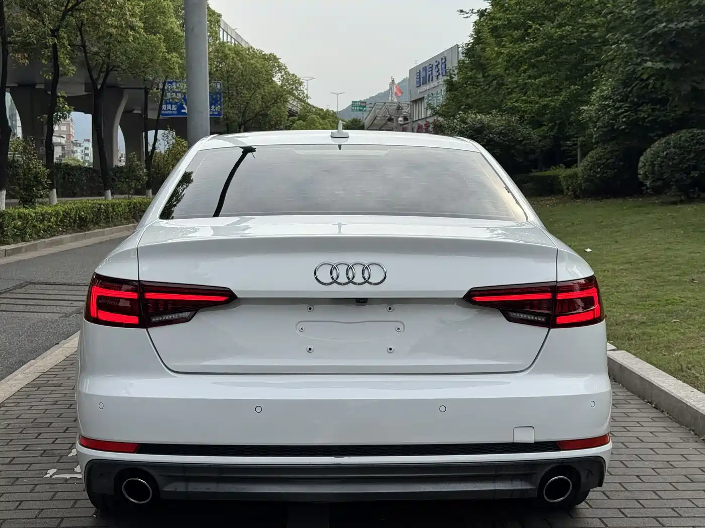 Audi A4L 2018 30th Anniversary 40 TFSI Fashion фото 9