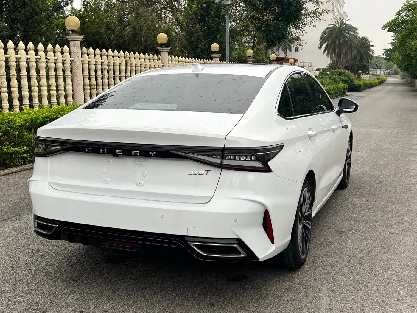 CHERY ARRIZO 8