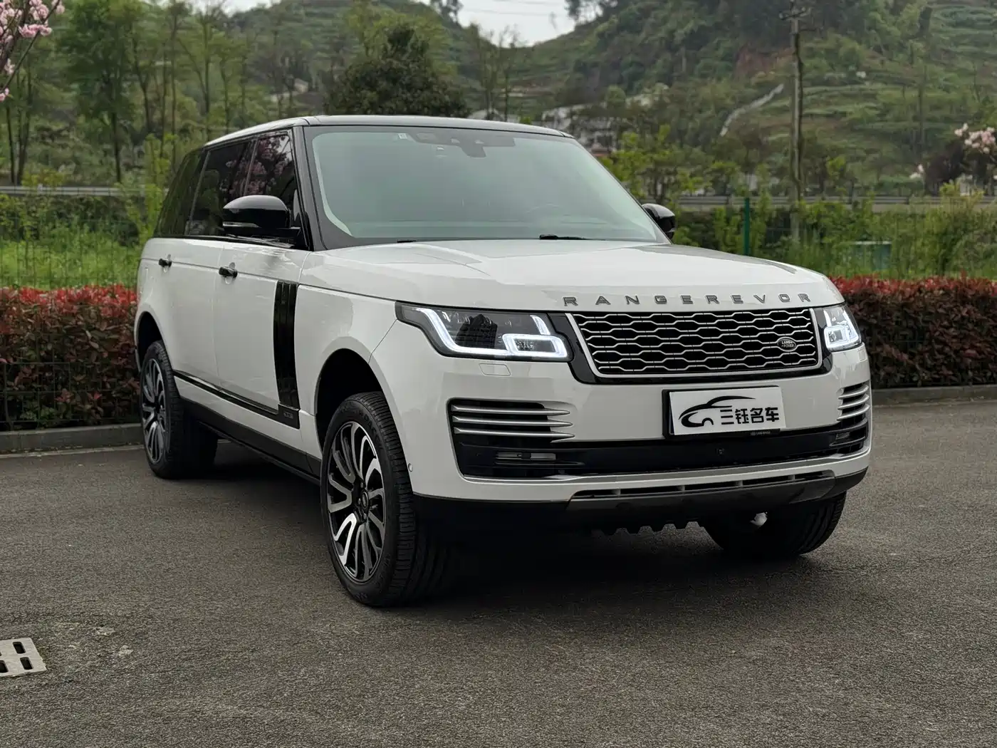 Land Rover Range Rover 2017 3.0 SC V6 Vogue LWB (Long Wheelbase) фото 3
