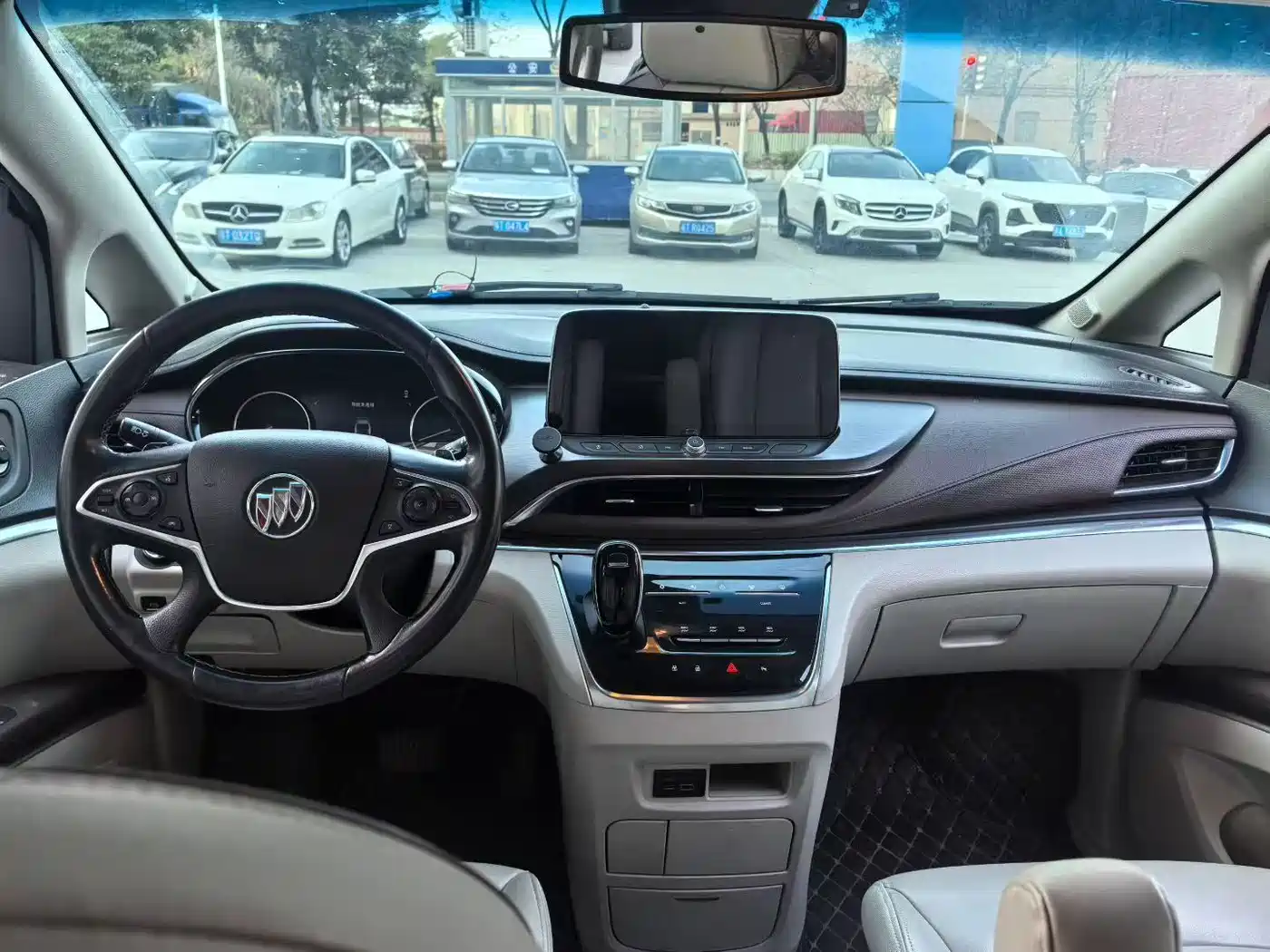 Buick GL8 2020 Model Land Business Class 652T Luxury фото 8