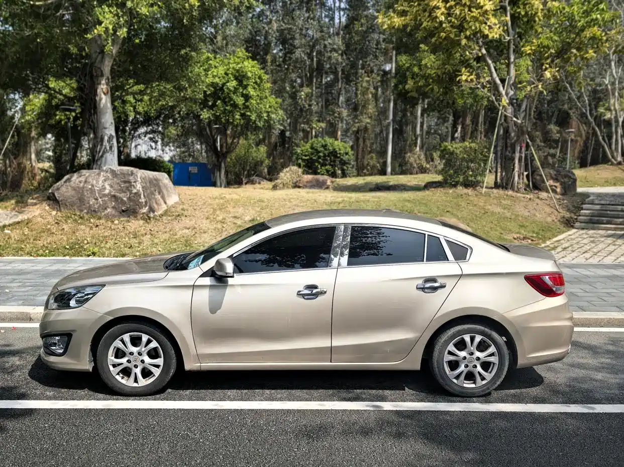 Haima Familia 2015 2014 M5 1.6L Manual Elite