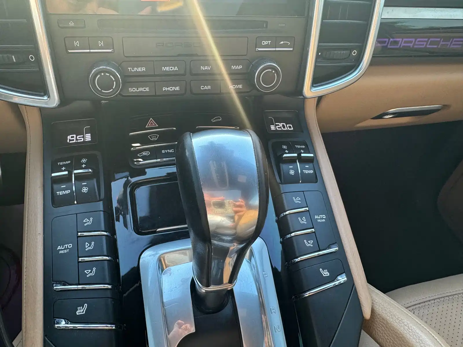 Фото 29 - Porsche Cayenne