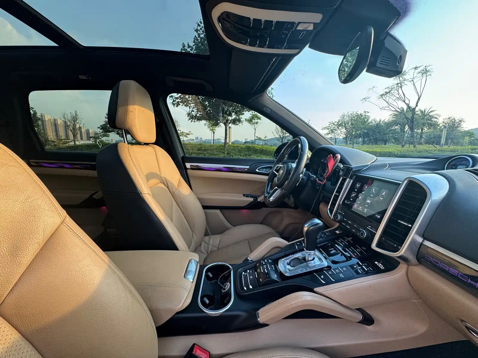 Фото 24 - Porsche Cayenne
