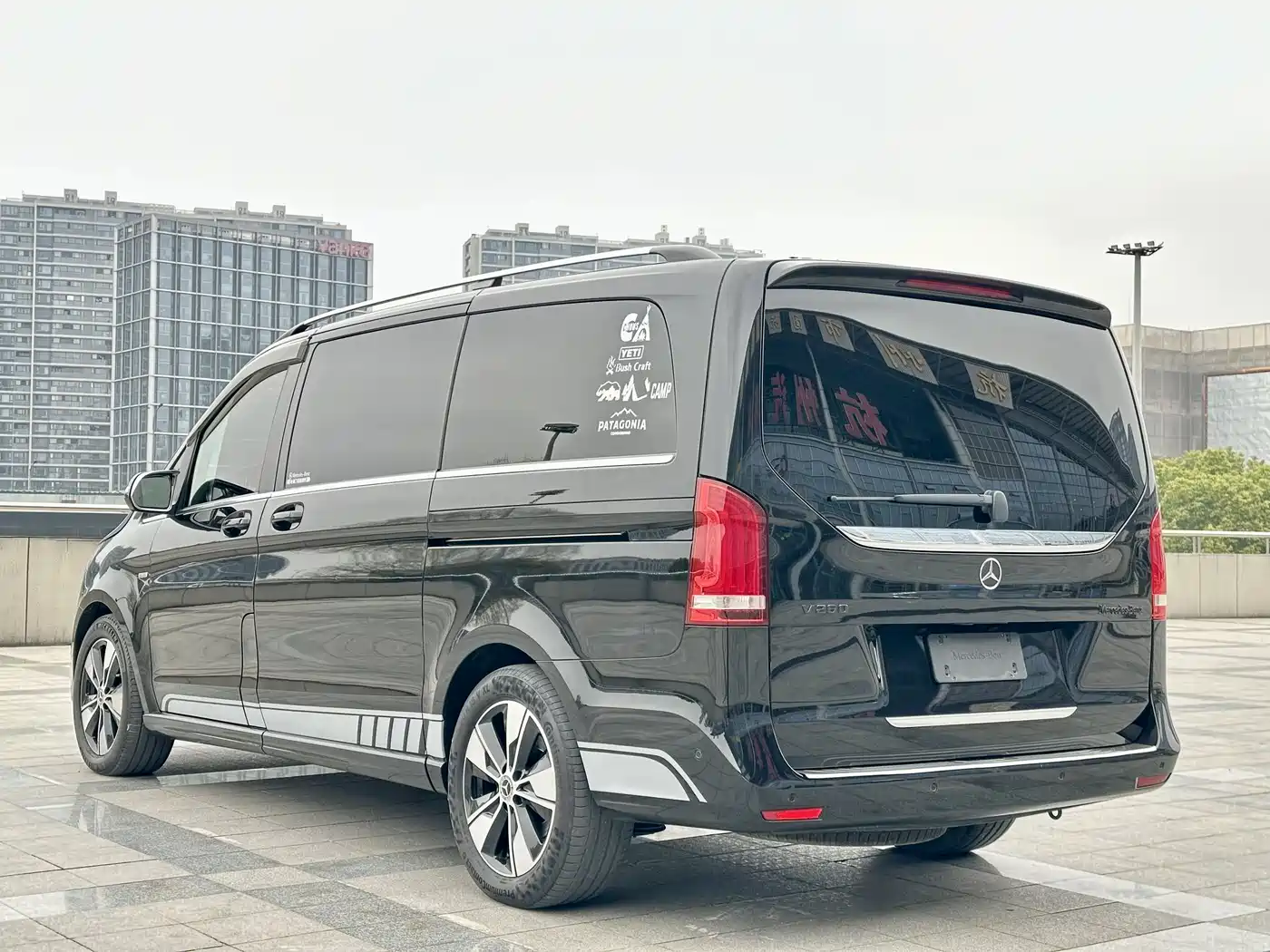 Mercedes-Benz V-Class 2022 V 260 Prestige Edition фото 4