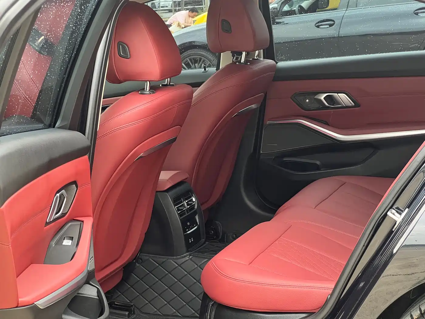 BMW 3 Series 2023 325Li M Sport Black Night Package фото 7