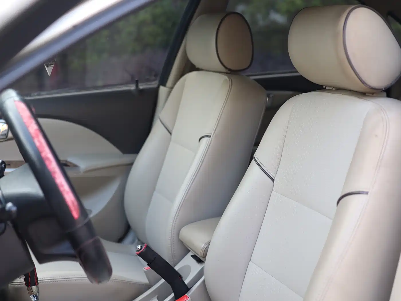 Buick Excelle 2015 1.5L Automatic Classic фото 18