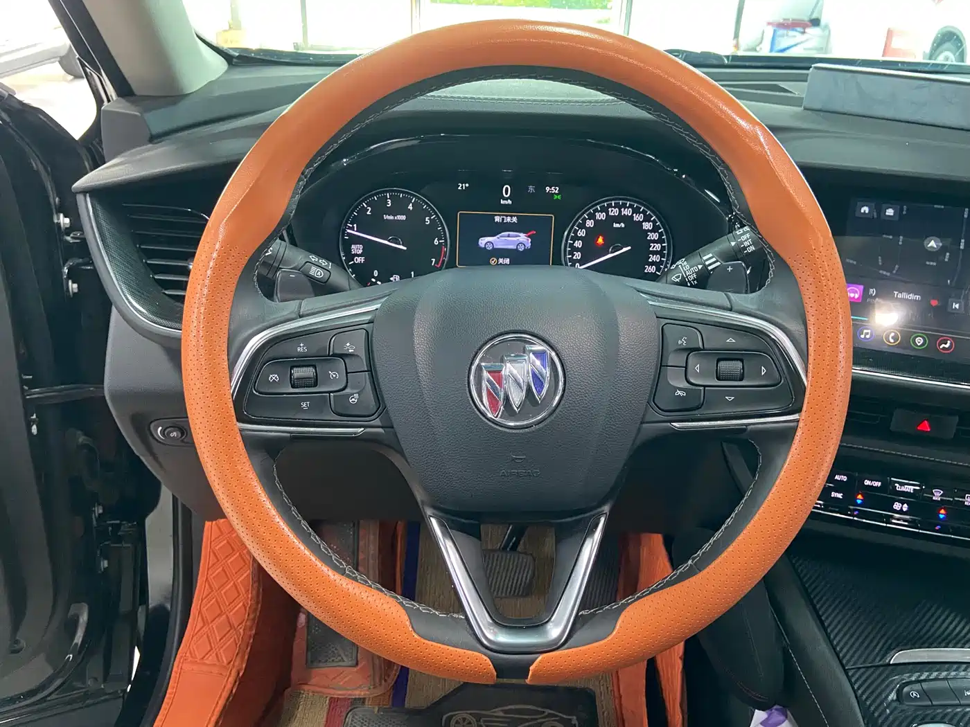 Buick Envision Plus 2023 Enclave Plus 652T 5-Seater Luxury фото 13