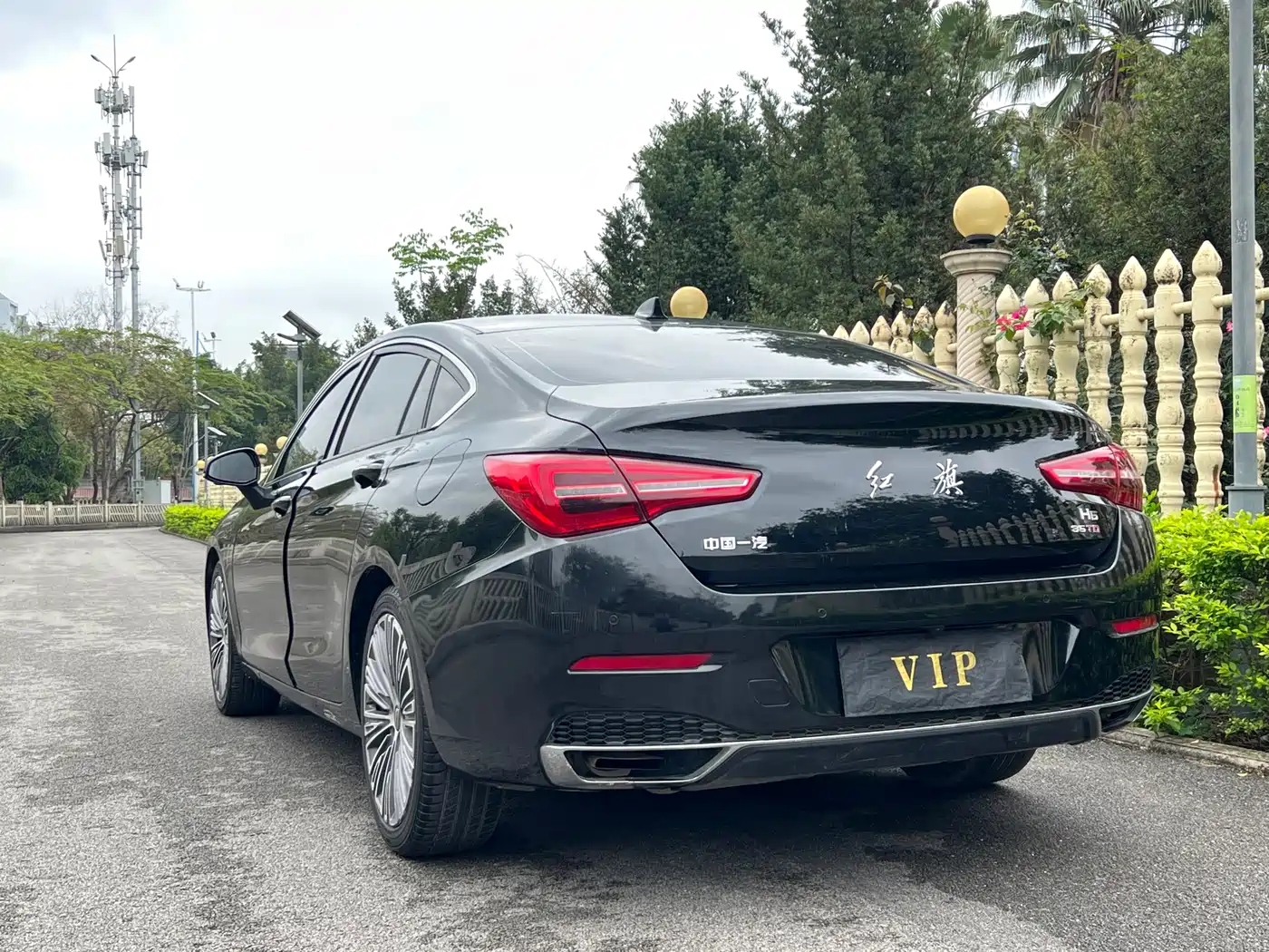 Hongqi H5 2022 Classic 1.8T Auto Smart Connect Flagship Comfort Edition фото 16