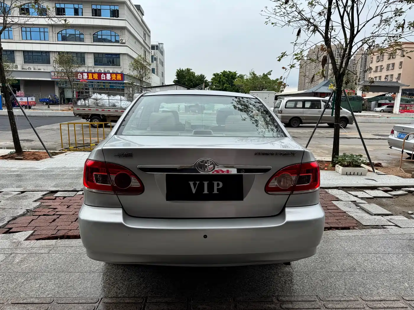 Toyota Corolla 2011 1.6L Manual Special Offer Edition фото 15