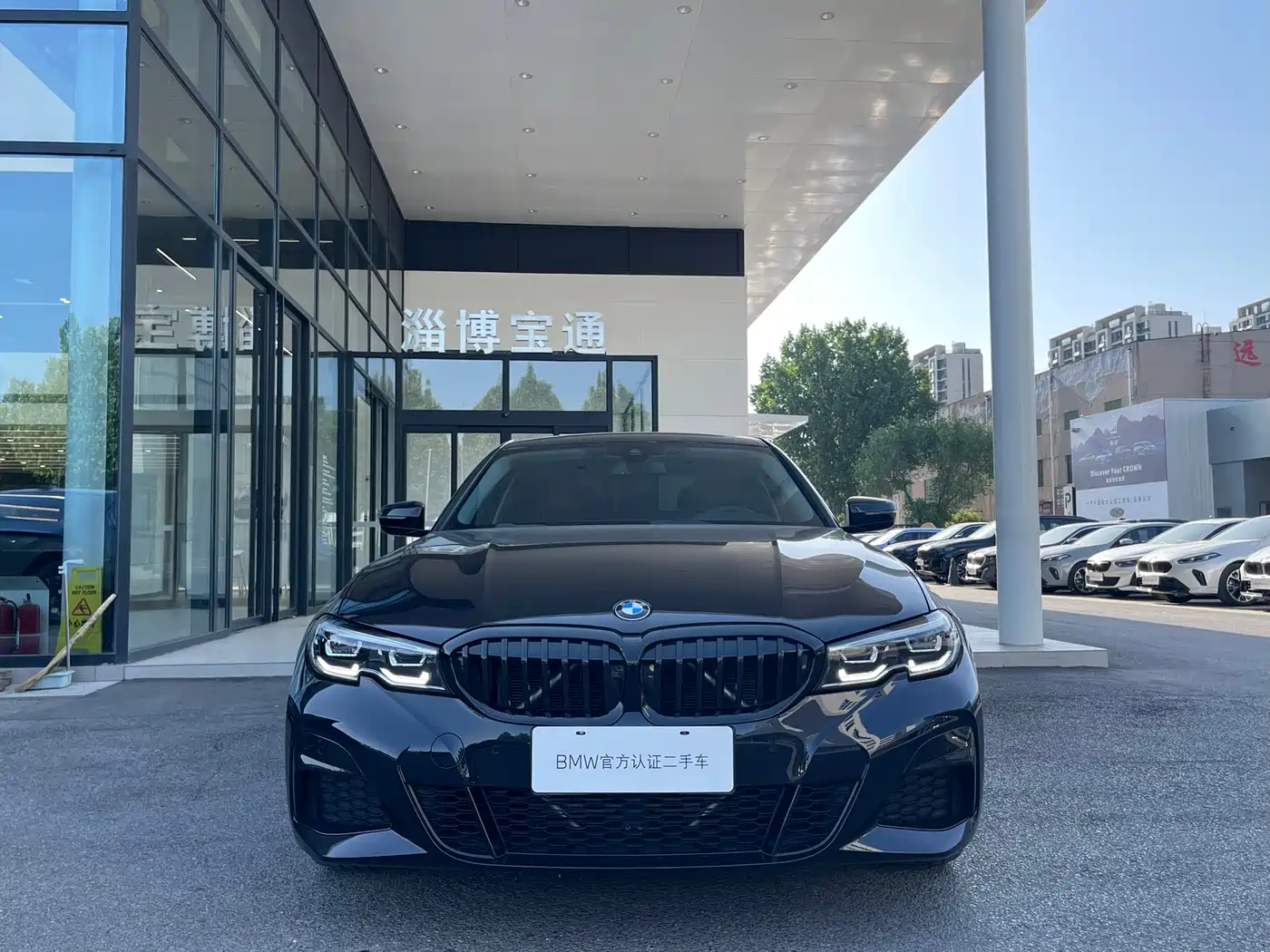 BMW 3 Series 2022 325Li M Sport Shadow Edition фото 2