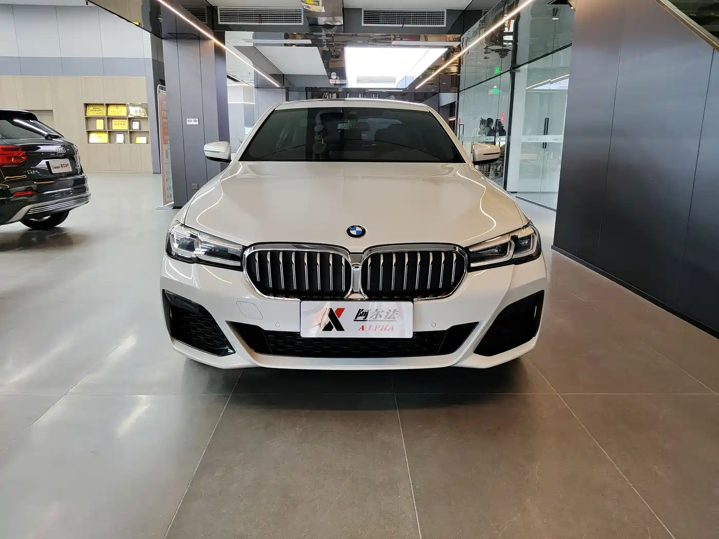 BMW 5 Series 2022 525Li M Sport Package фото 2