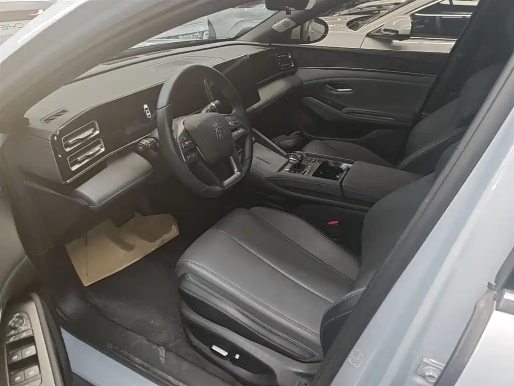 BYD Qin L 2025 DM-i Smart Drive Edition 120KM Surpassing фото 15