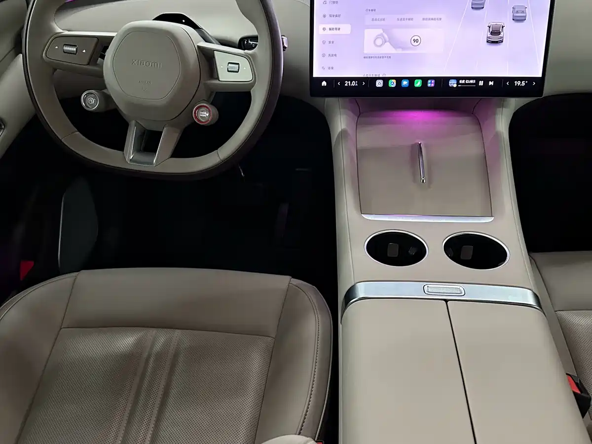 Xiaomi Auto Xiaomi YU7 2025 Extended Range AWD Pro фото 5