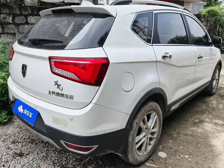 Baojun 560 2016 2015 1.8L Manual Elite