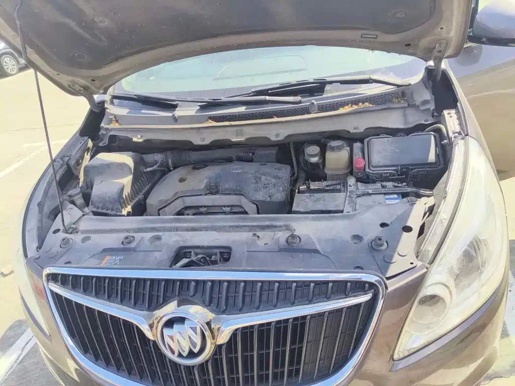 Photo 9 - Buick GL8