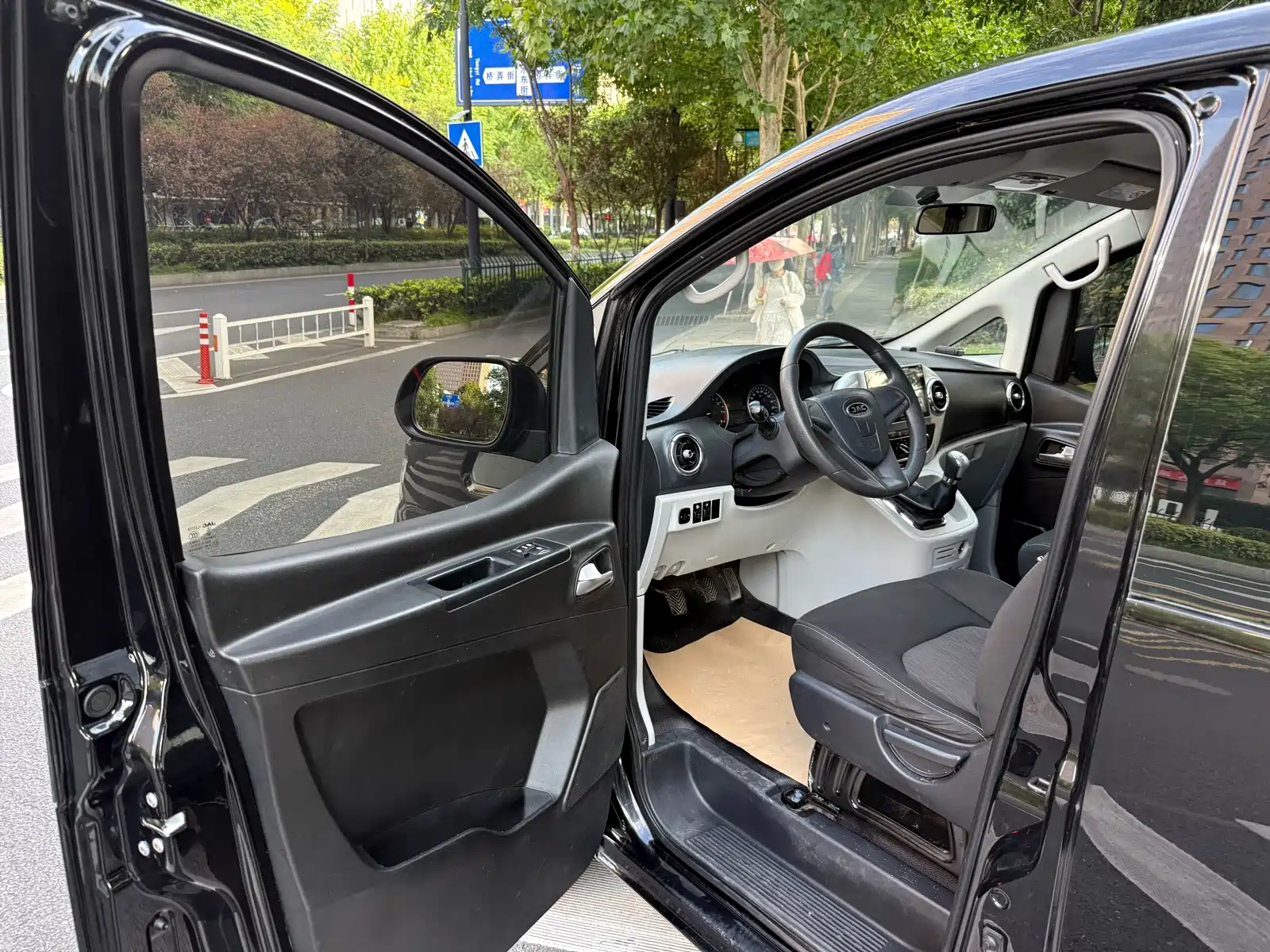 Фото 4 - JAC Refine M3