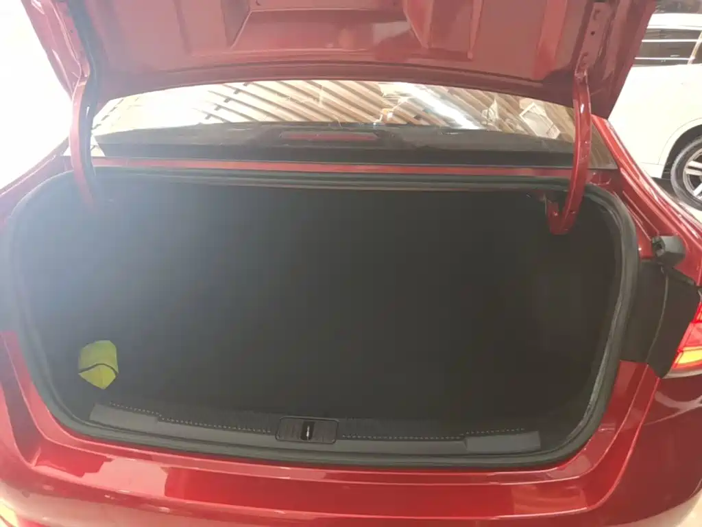 Roewe i5 2019 2019 1.5L Auto 4G Langhao Edition