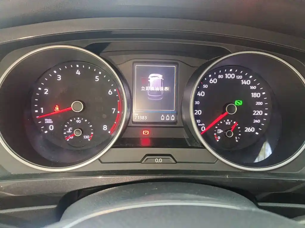 Фото 4 - Volkswagen Tiguan