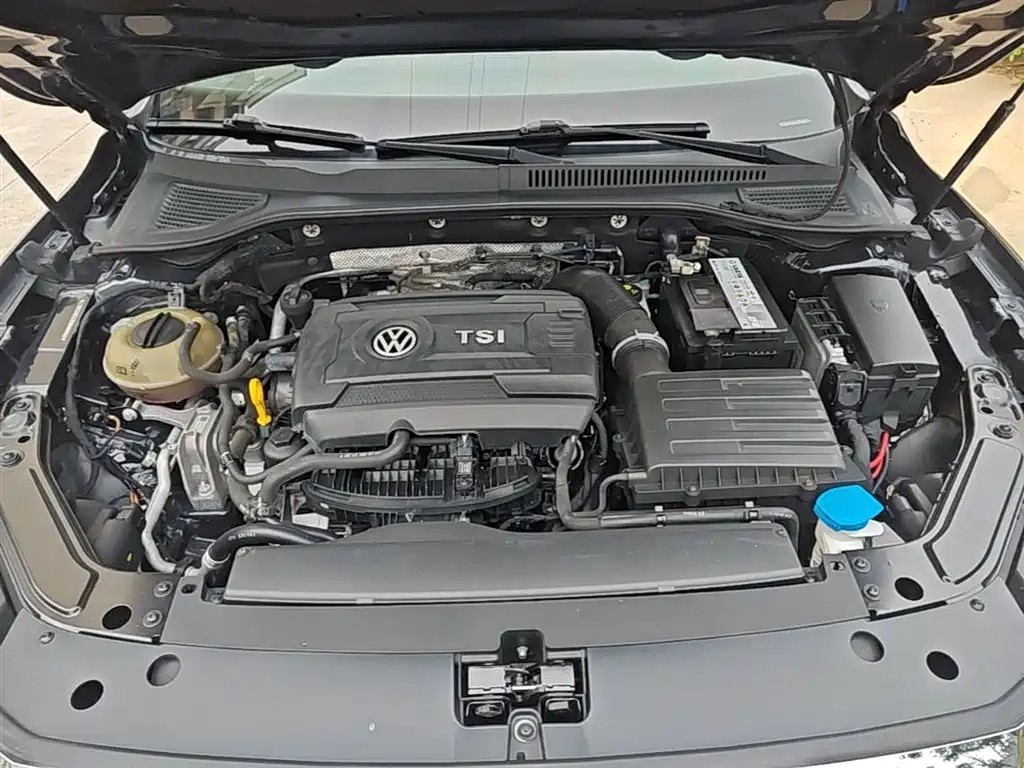 Volkswagen Passat 2019 Model 380TSI Luxury Edition China VI фото 20