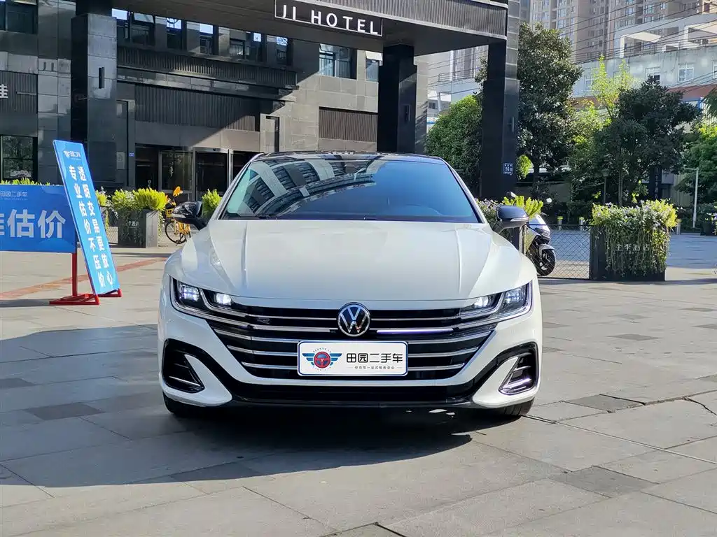 Volkswagen FAW-Volkswagen CC 2021 380TSI Eye-catching Edition фото 2
